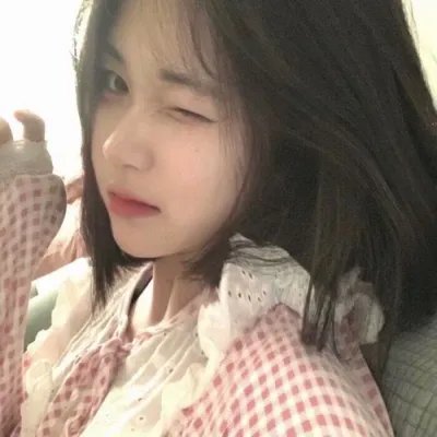 歌唱动荡的青春